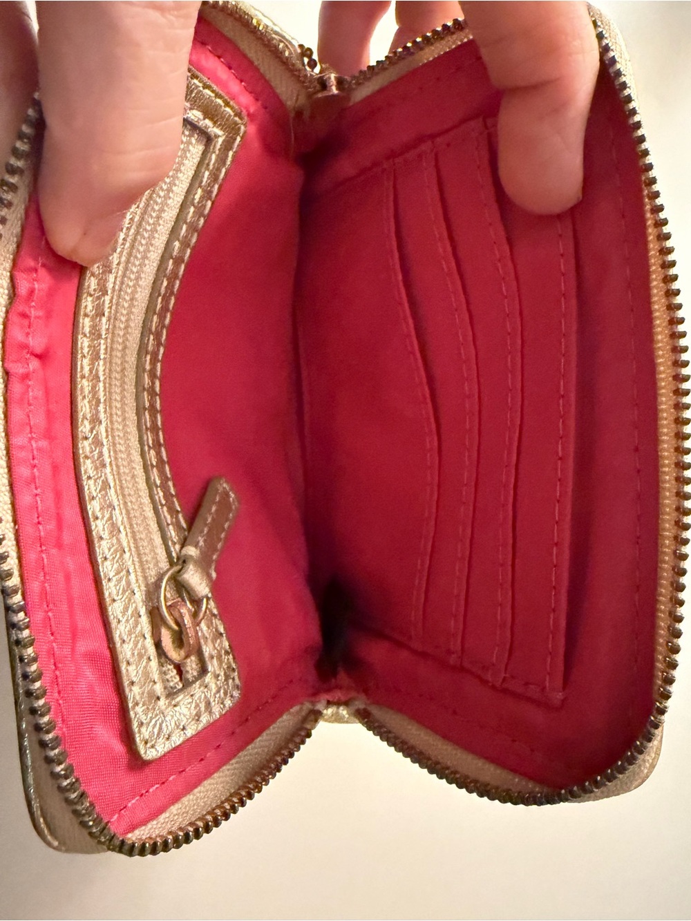 Coach Poppy Multicolor Pop Art Signature Wristlet with Gold Plaque - Picture 6 of 7